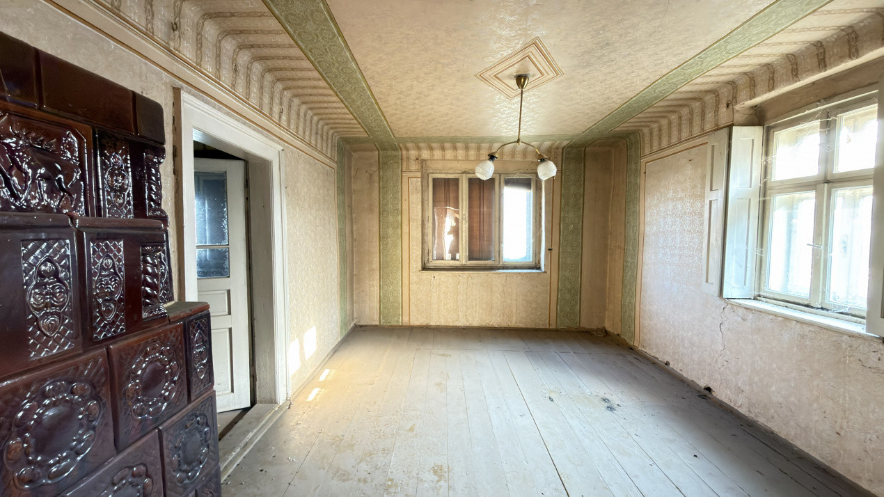 Casă 4 camere, Teren 2.948 mp Tiream SM - Comision 0% cumpărător