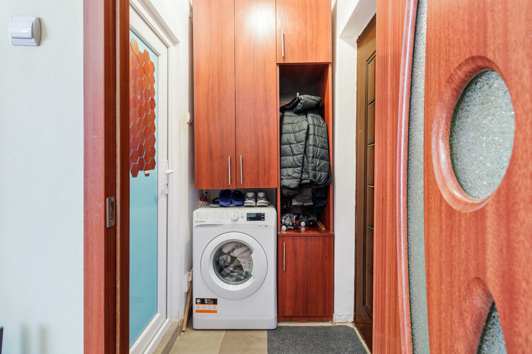 Garsoniera vis-a-vis de Parcul Moghioros