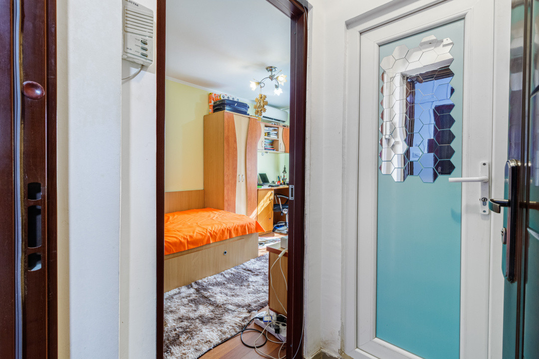 Garsoniera vis-a-vis de Parcul Moghioros