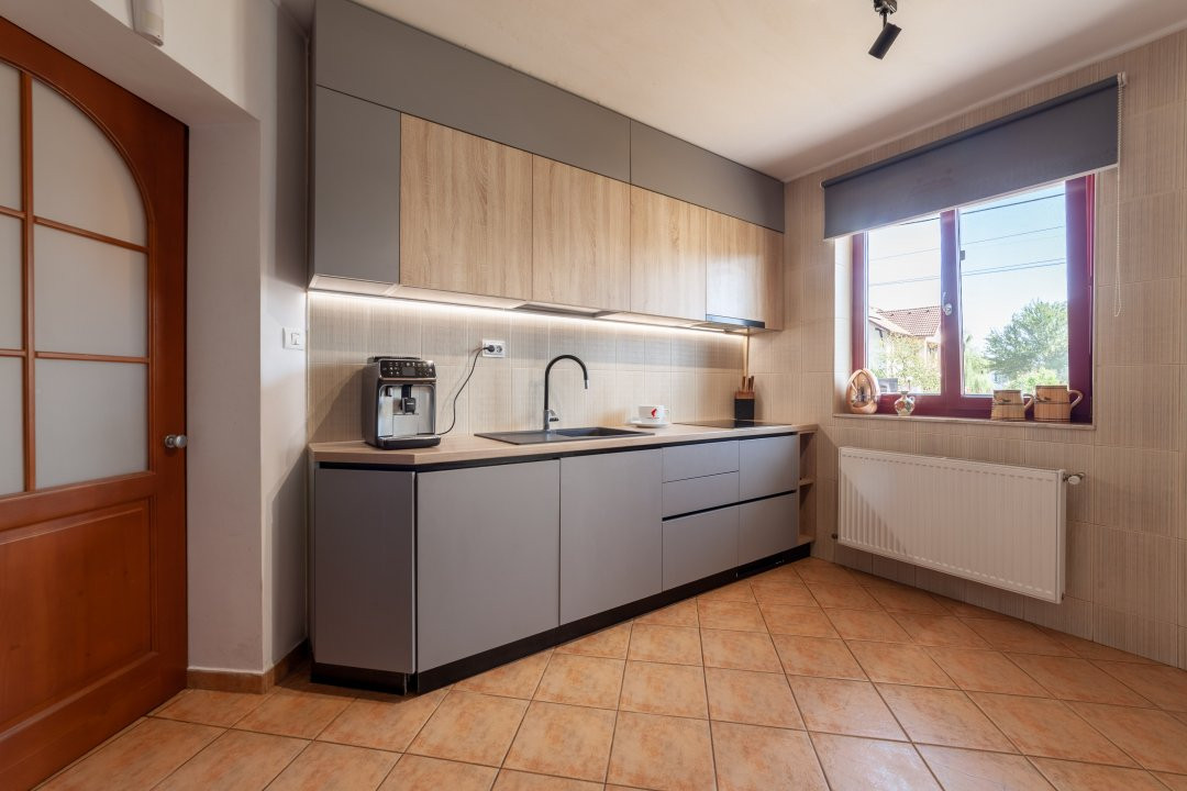 Spatiu ideal clinica / gradinita / after school | Gavana | Teren 957 mp