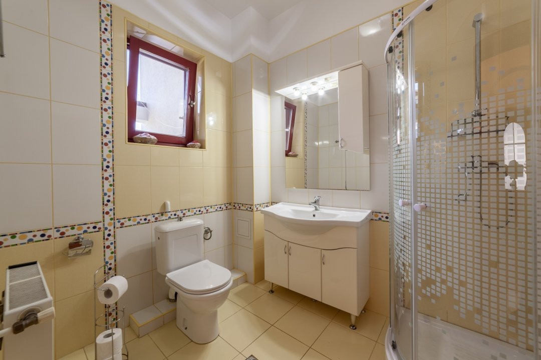 Spatiu ideal clinica / gradinita / after school | Gavana | Teren 957 mp