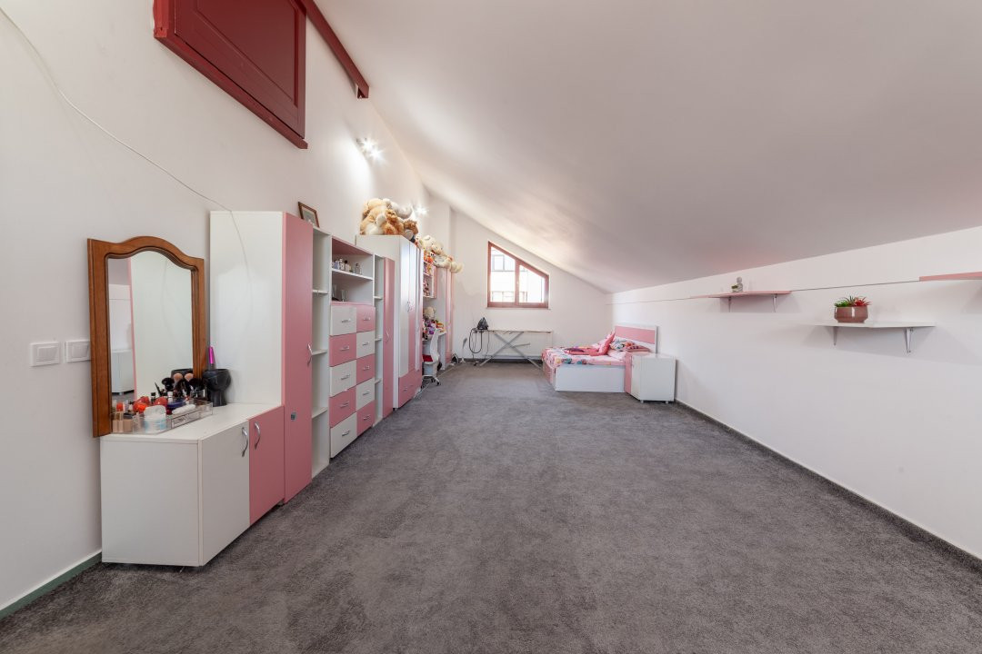 Spatiu ideal clinica / gradinita / after school | Gavana | Teren 957 mp