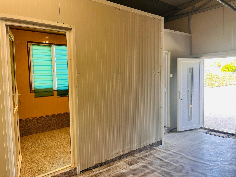 Hala noua 105 mp, pretabila depozit/comert/showroom - zona Selgros