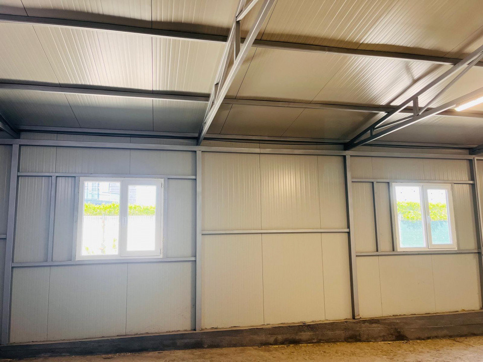 Hala noua 105 mp, pretabila depozit/comert/showroom - zona Selgros