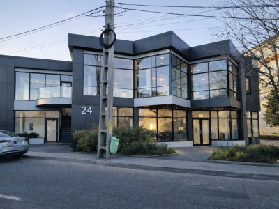 SPATII DE INCHIRIAT renovate - parter si etajul 1 - stradal 