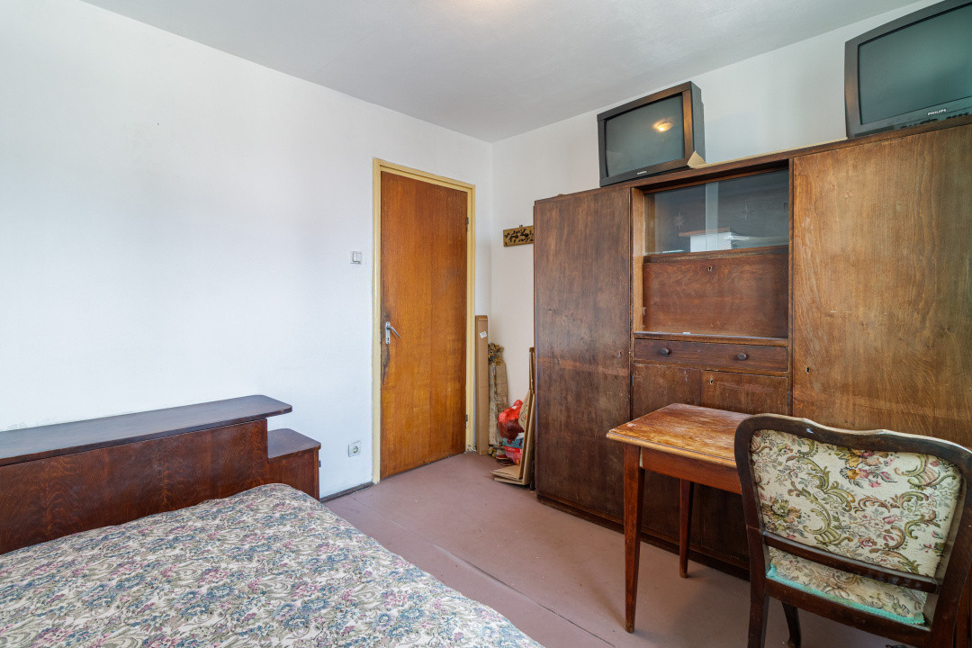 2 camere decomandat Valea Oltului