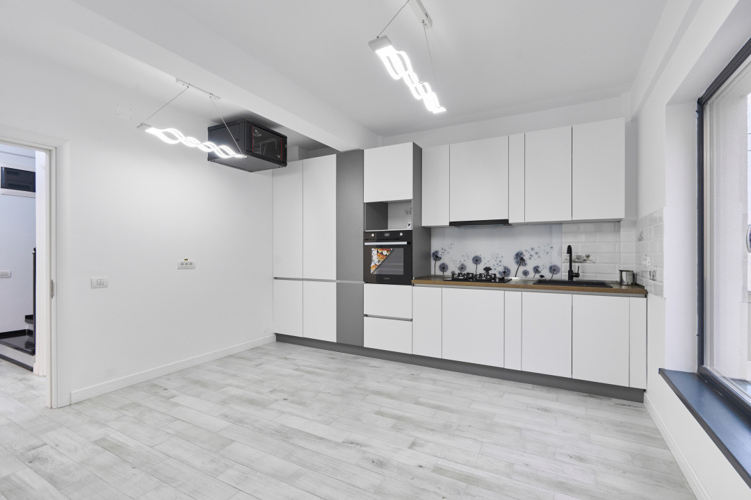 CLADIRE noua DE INCHIRIAT - P+2E+M (TERASA) - Str.Dumbravei, stradal