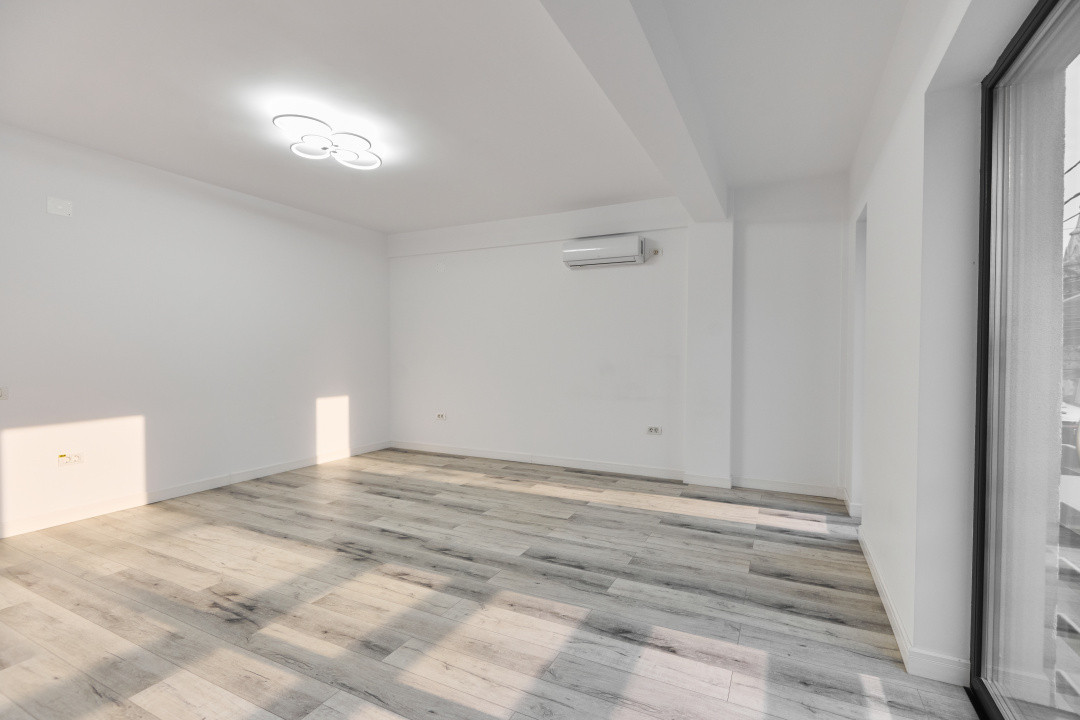 CLADIRE noua DE INCHIRIAT - P+2E+M (TERASA) - Str.Dumbravei, stradal