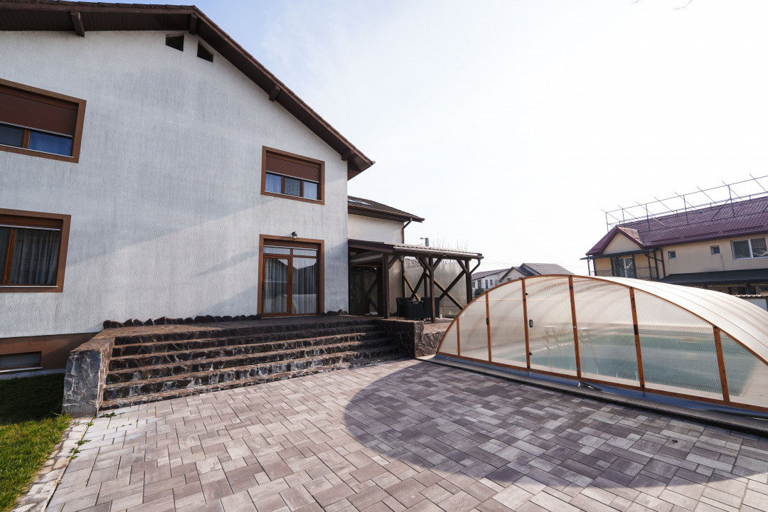 Vila eleganta S+P+M, piscina acoperita, teren 875 mp – zona Ford/Cassia Park