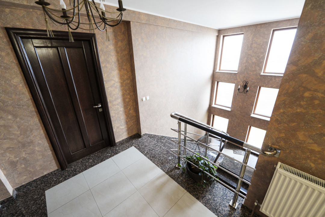 Vila eleganta S+P+M, piscina acoperita, teren 875 mp – zona Ford/Cassia Park