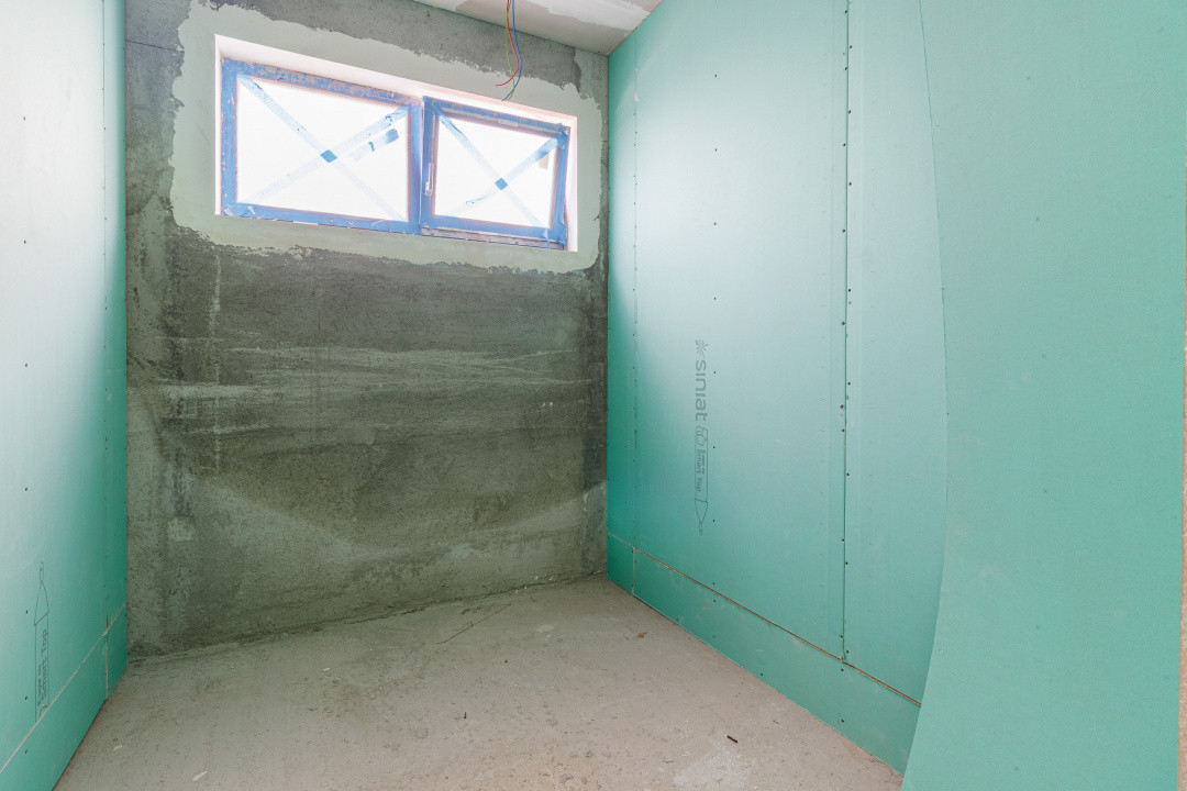 Casa Corbeanca P+1 cu 3 dormitoare si curte generoasa, terasa si loc de parcare