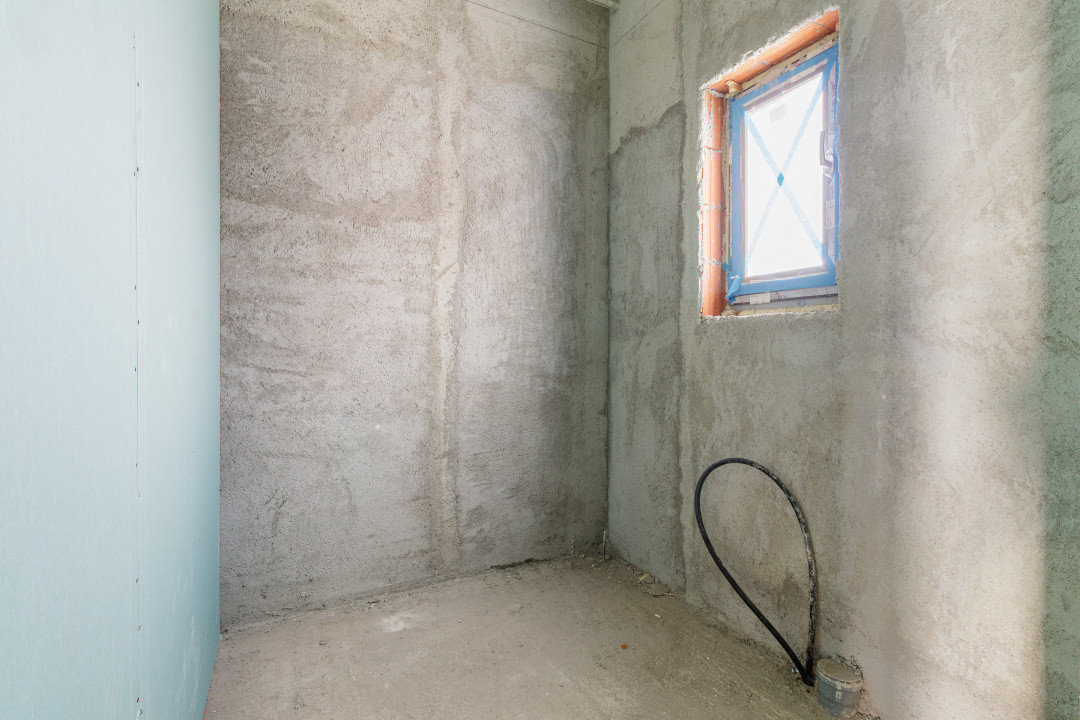 Casa Corbeanca P+1 cu 3 dormitoare si curte generoasa, terasa si loc de parcare