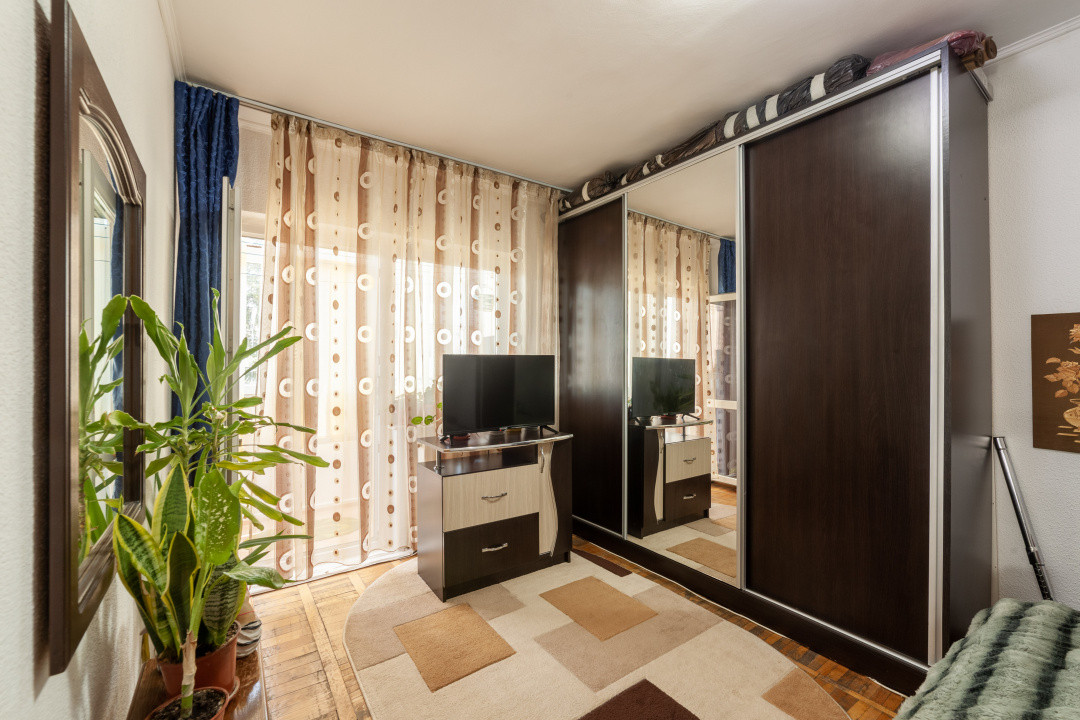 Apartament 3 camere, etaj 3/4, Gavana