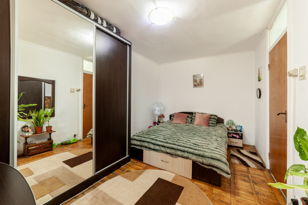 Apartament 3 camere, etaj 3/4, Gavana