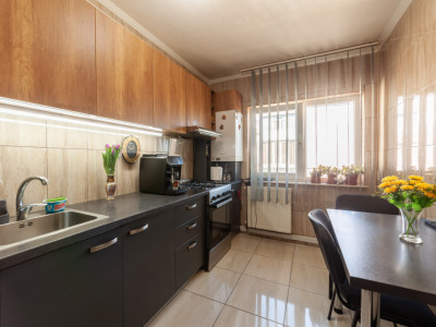 Apartament 3 camere – zonă excelentă, Găvana 3!