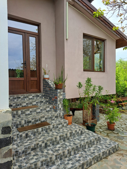 Proprietate de excepție în Lelești – la doar 8 km de Târgu Jiu