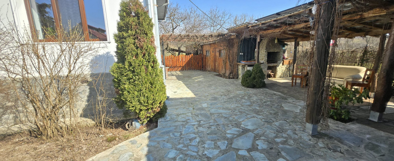 Proprietate de excepție în Lelești – la doar 8 km de Târgu Jiu