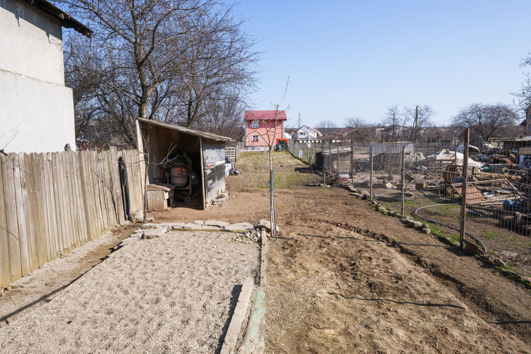 Oportunitate: teren intravilan 603 mp cu utilitati, imprejmuit, aproape de Lapus