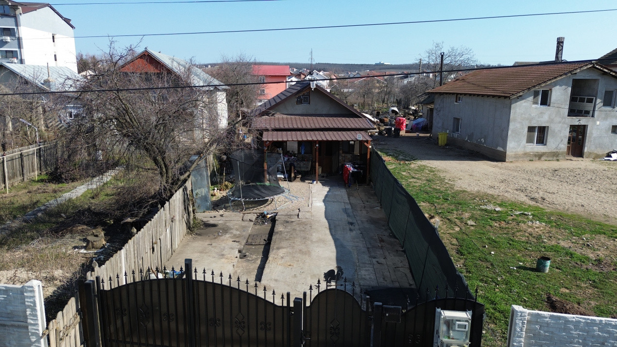 Oportunitate: teren intravilan 603 mp cu utilitati, imprejmuit, aproape de Lapus