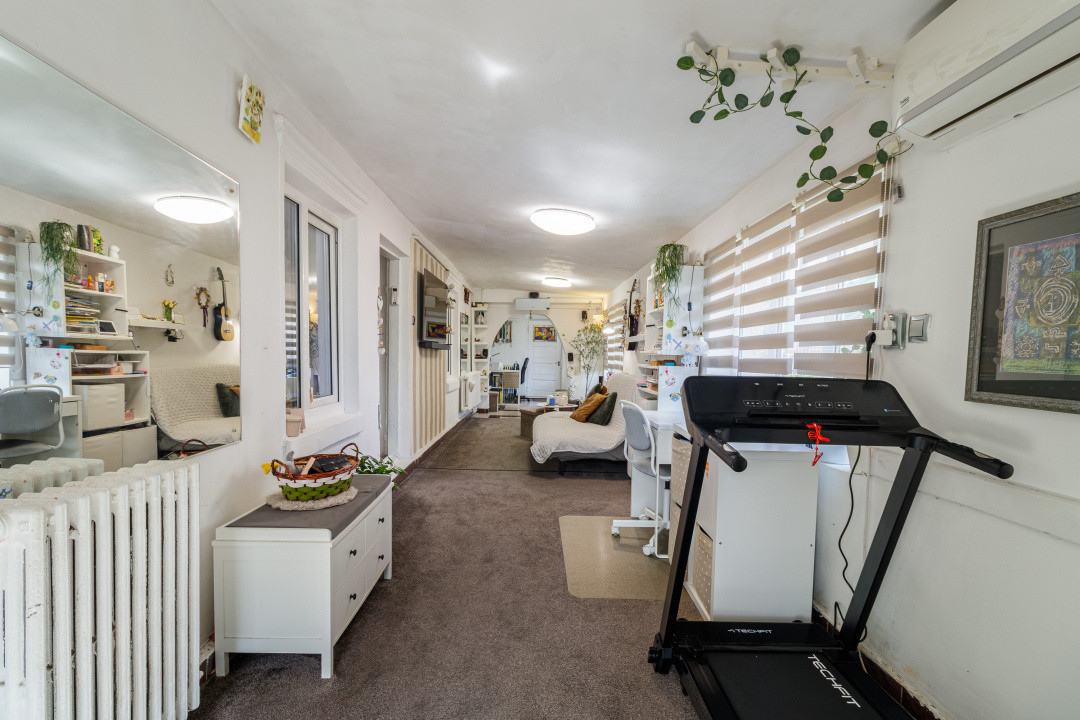 Casa cu gradina aproape de metrou 1 Mai - 232 mp curte libera