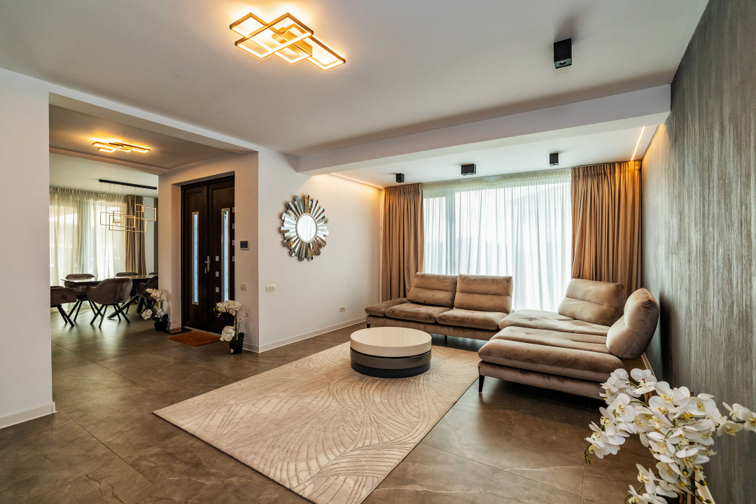 Vila moderna Mioveni | teren 1231 mp | terase, foisor si garaj