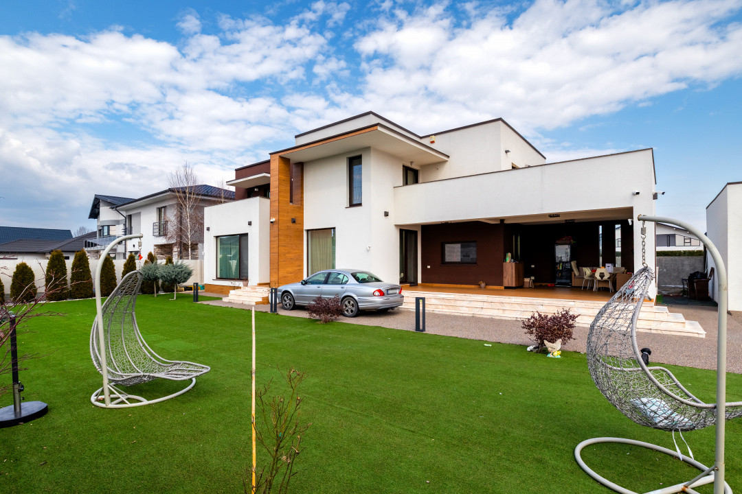 Vila moderna Mioveni | teren 1231 mp | terase, foisor si garaj