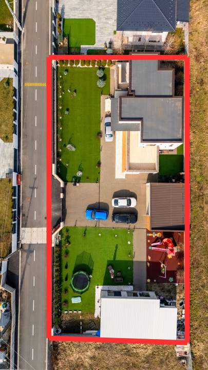 Vila moderna Mioveni | teren 1231 mp | terase, foisor si garaj