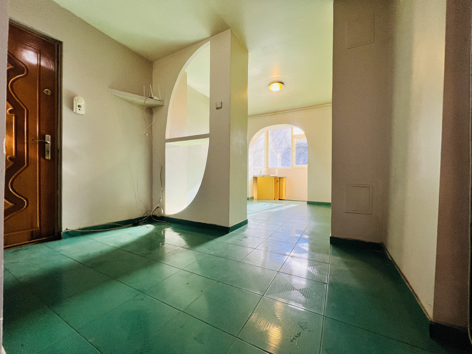 Apartament 3 camere parter zona Exercitiu-Pitesti 0% Comision