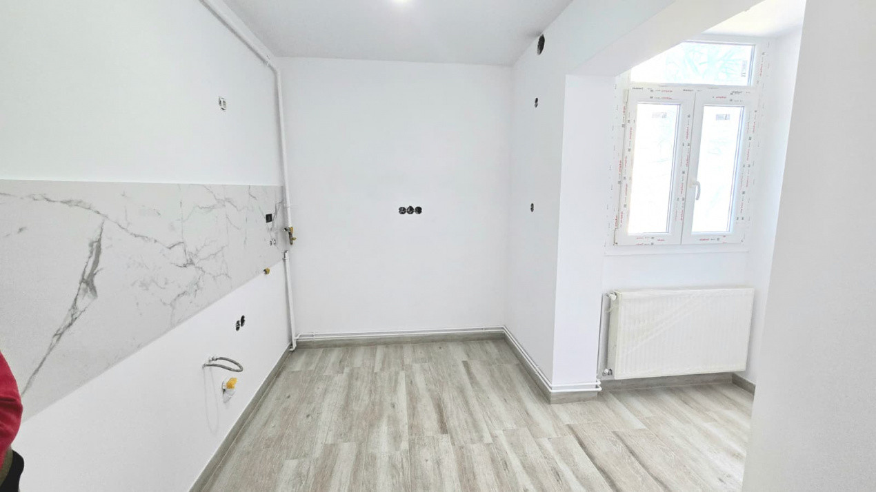 De vânzare Apartament 2 camere Luceafărul Satu Mare