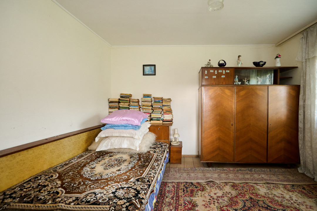 Casa cu teren generos - 4696 mp Apa Sarata - Campulung !!