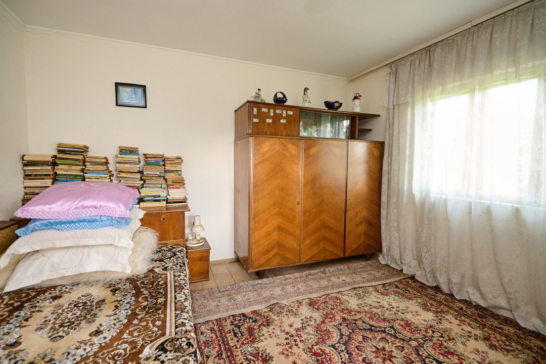 Casa cu teren generos - 4696 mp Apa Sarata - Campulung !!