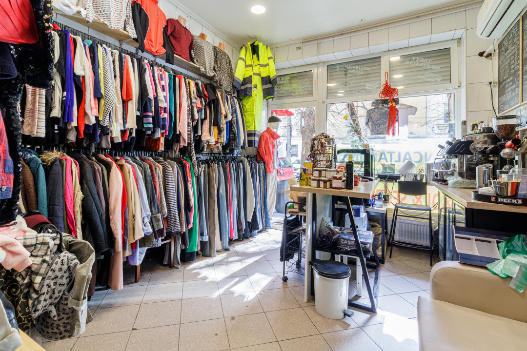 Spațiu comercial cu chiriaș, Eroii Revolutiei