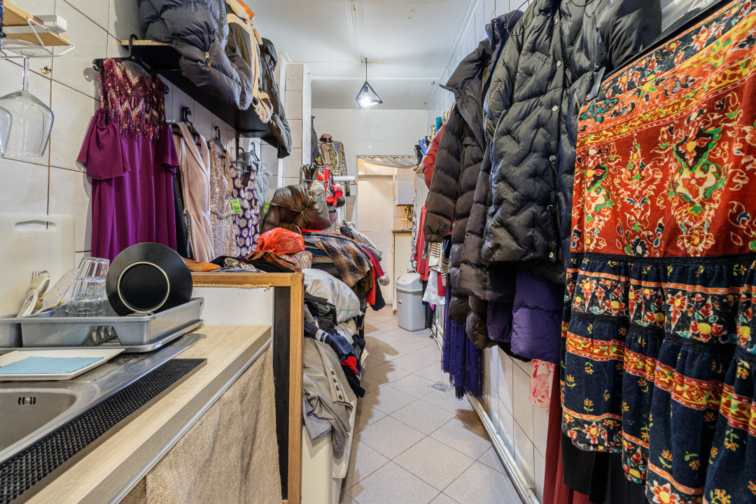 Spațiu comercial cu chiriaș, Eroii Revolutiei