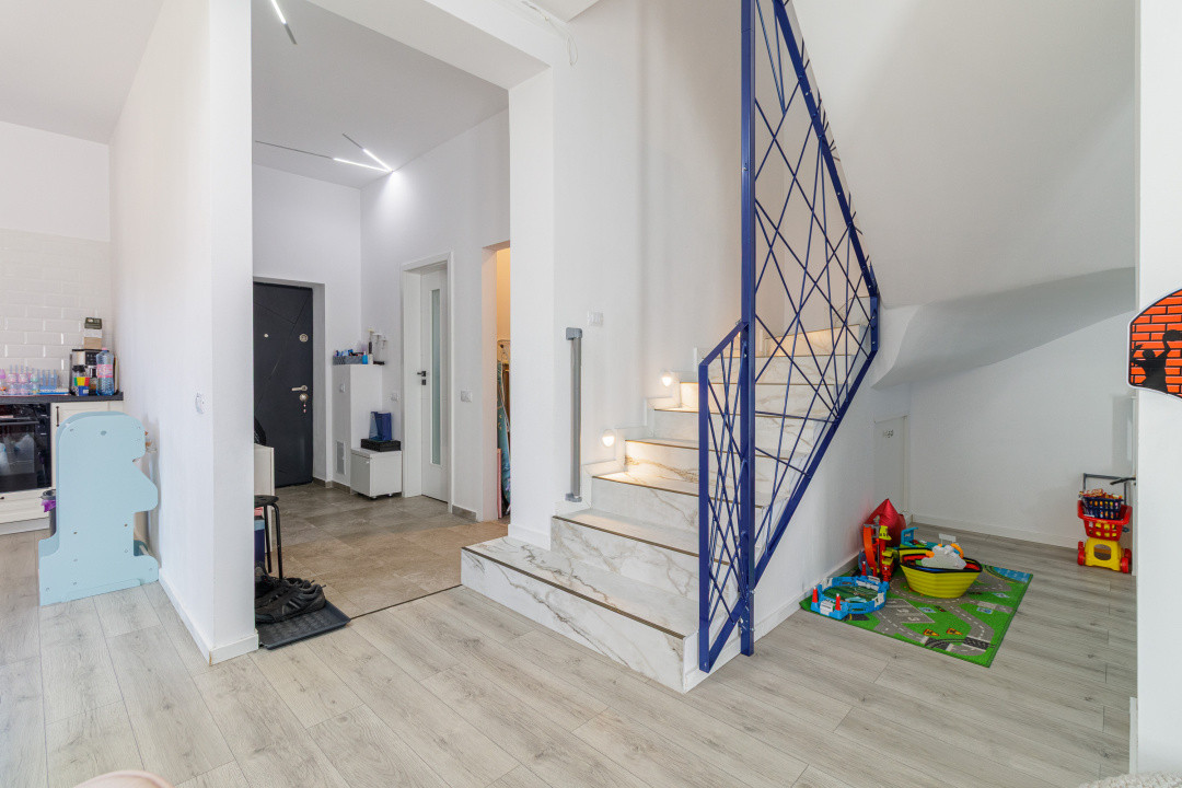 Casa Corbeanca P+1 cu 3 dormitoare si curte generoasa, terasa si loc de parcare