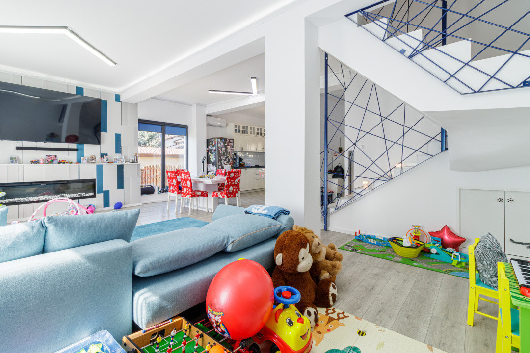 Casa Corbeanca P+1 cu 3 dormitoare si curte generoasa, terasa si loc de parcare