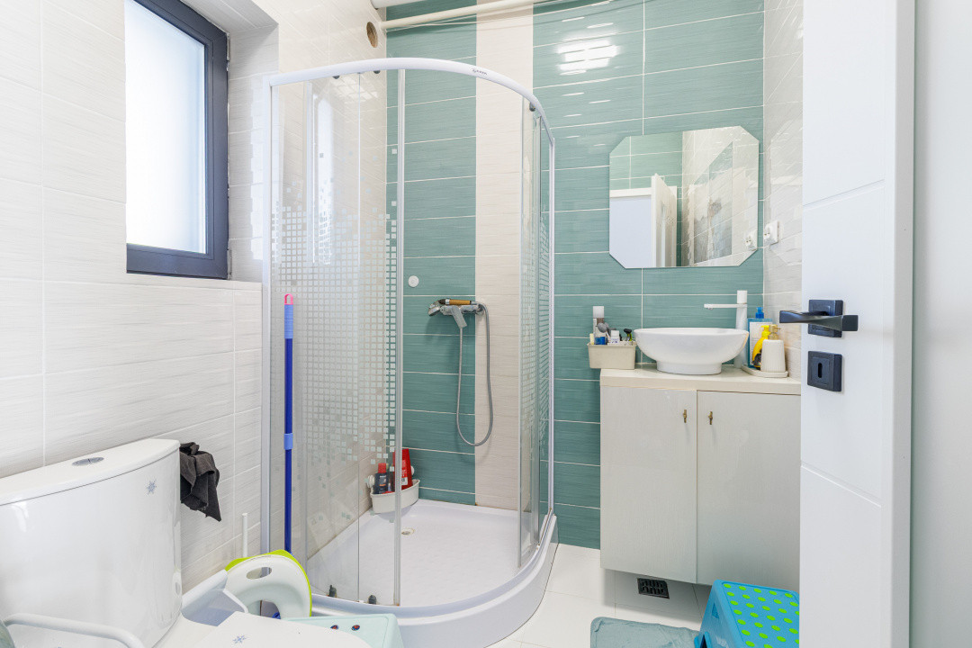 Casa Corbeanca P+1 cu 3 dormitoare si curte generoasa, terasa si loc de parcare