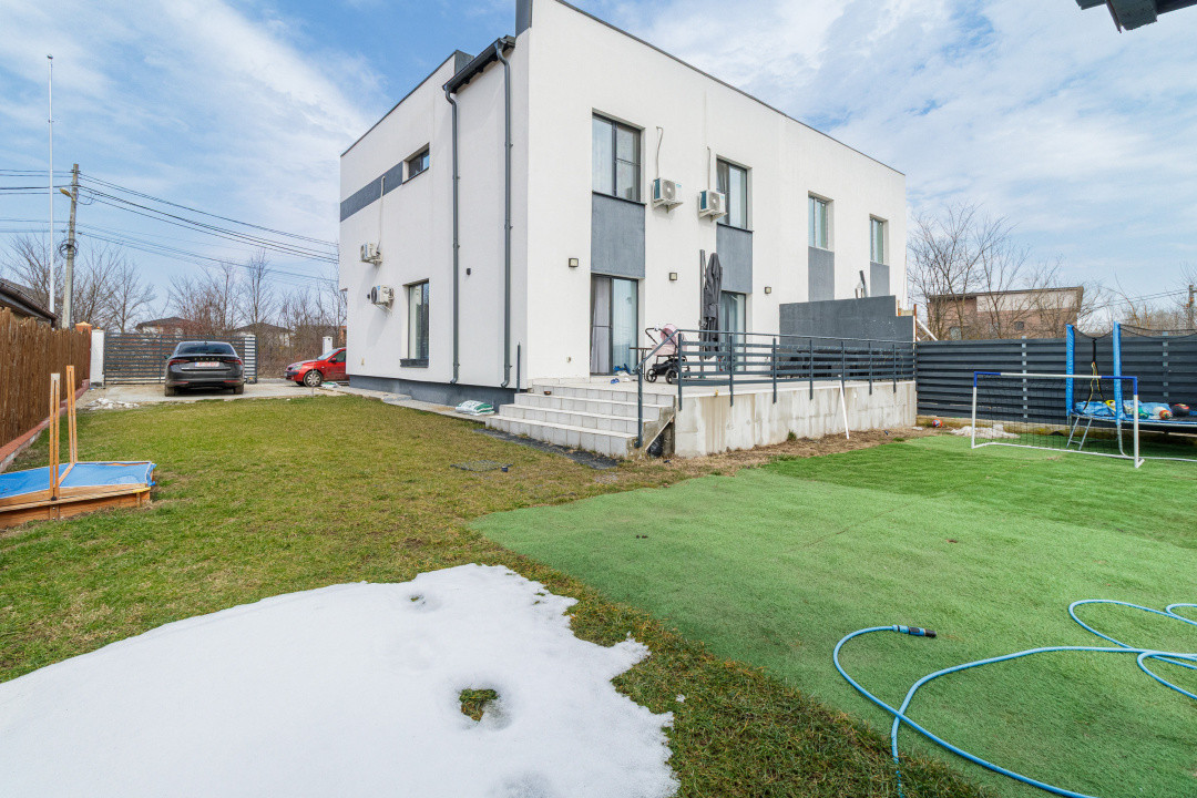 Casa Corbeanca P+1 cu 3 dormitoare si curte generoasa, terasa si loc de parcare