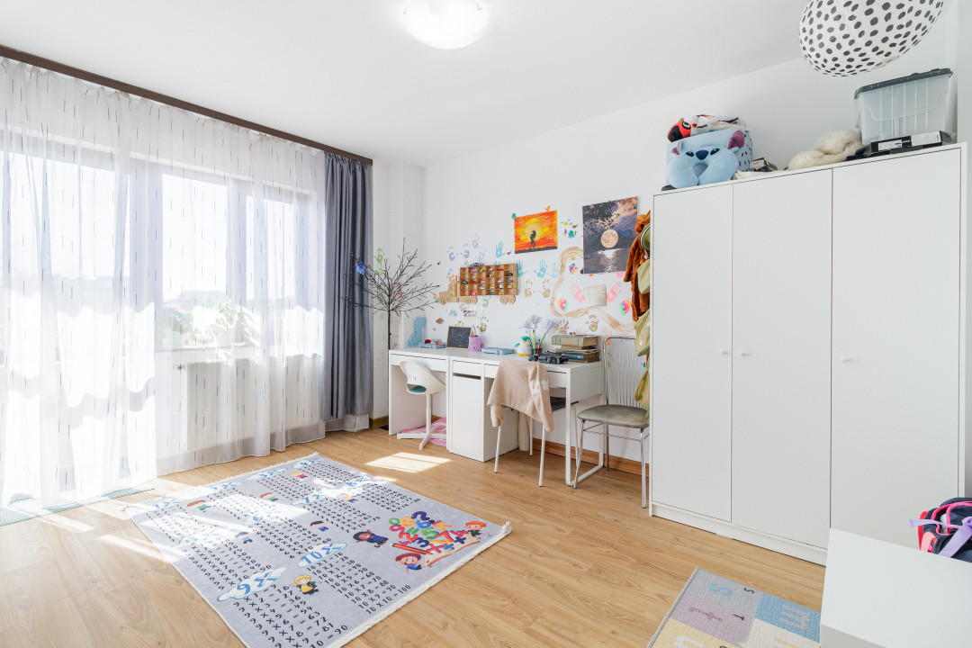 Apartament 2 camere decomandat - Otopeni - Garaj 