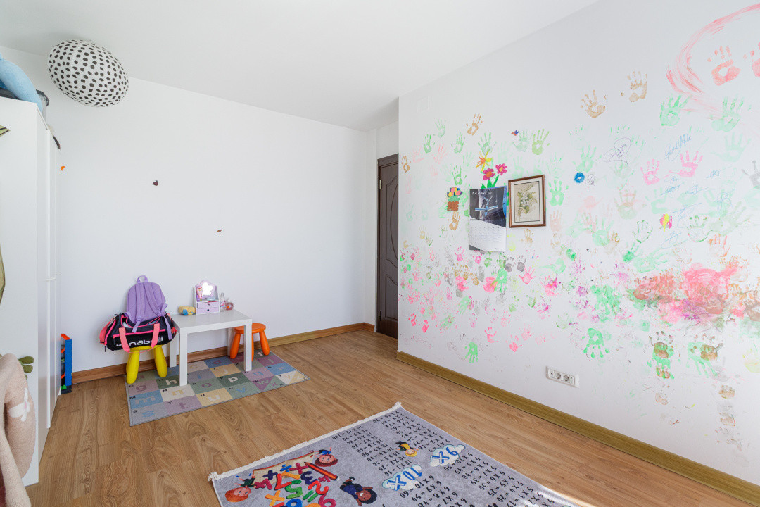 Apartament 2 camere decomandat - Otopeni - Garaj 