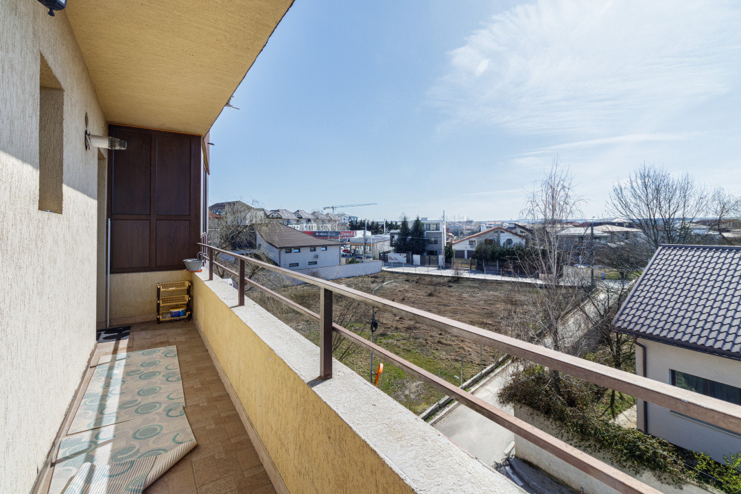 Apartament 2 camere decomandat - Otopeni - Garaj 