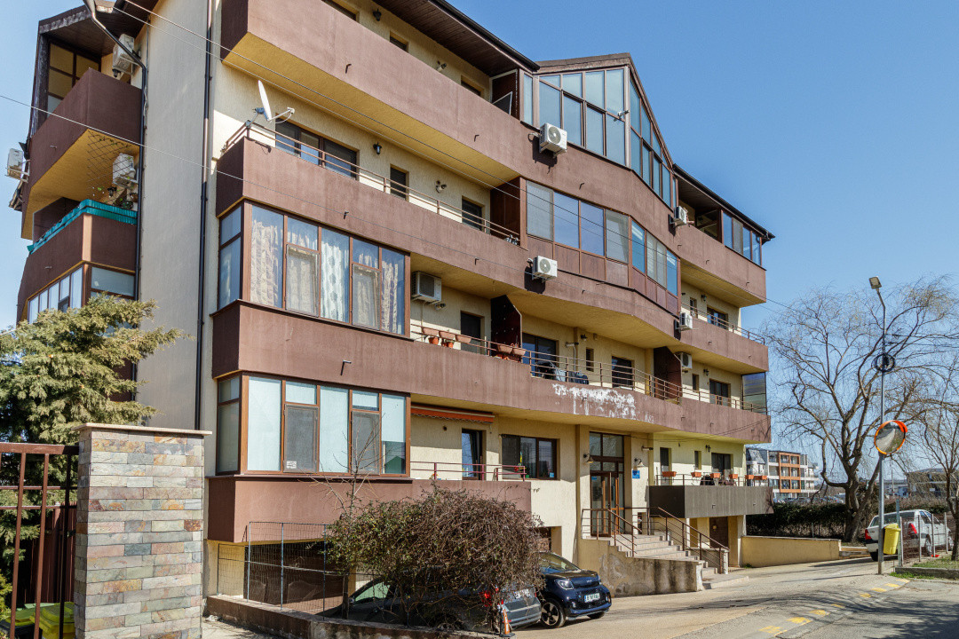 Apartament 2 camere decomandat - Otopeni - Garaj 