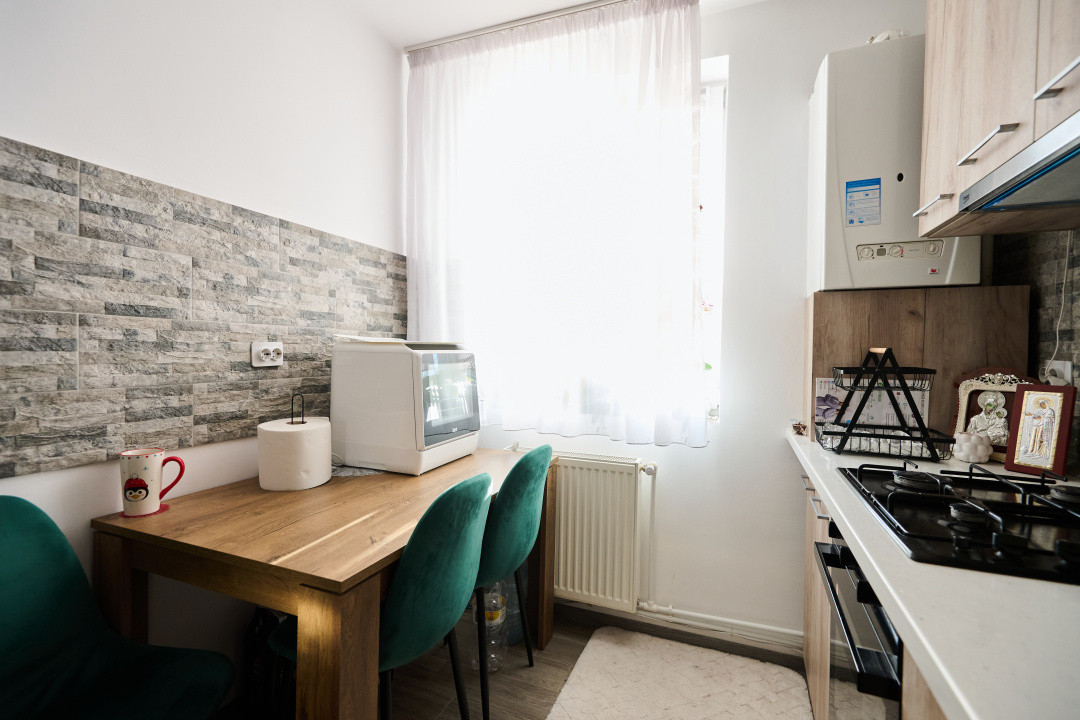 Apartament 3 camere Craiovei