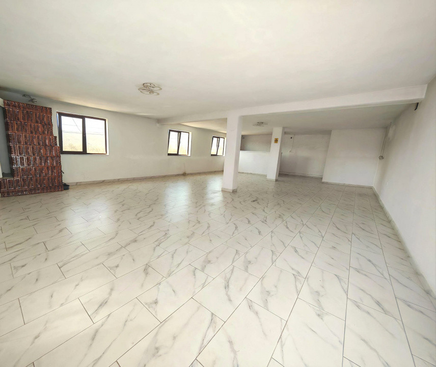 Casă cu teren generos în Dârmănești, Argeș-ideală pentru locuința sau afacere 