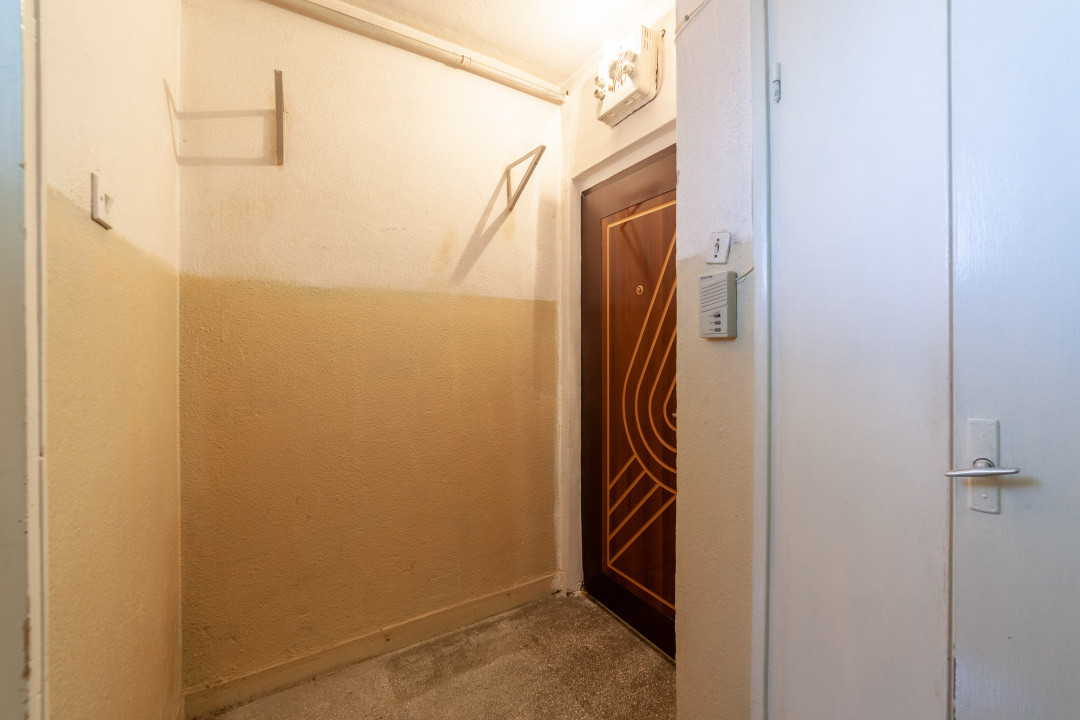 Apartament 2 camere Craiovei – Etaj 3 - vedere parc 