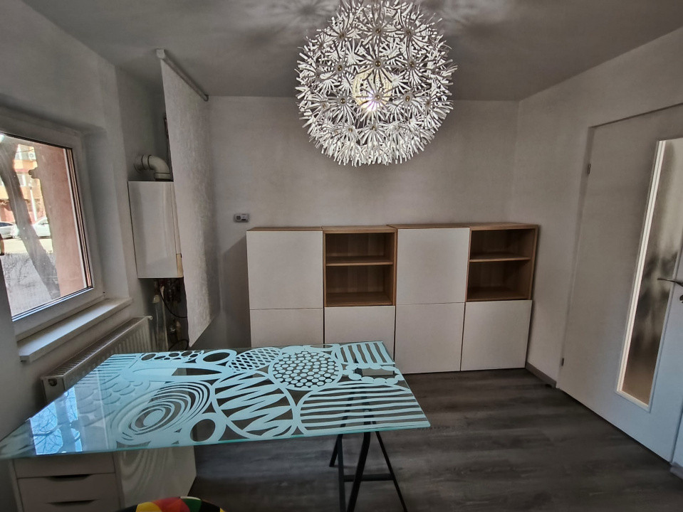 Spațiu de închiriat Târgu Jiu –zona 8 Mai, către Spitalul 700