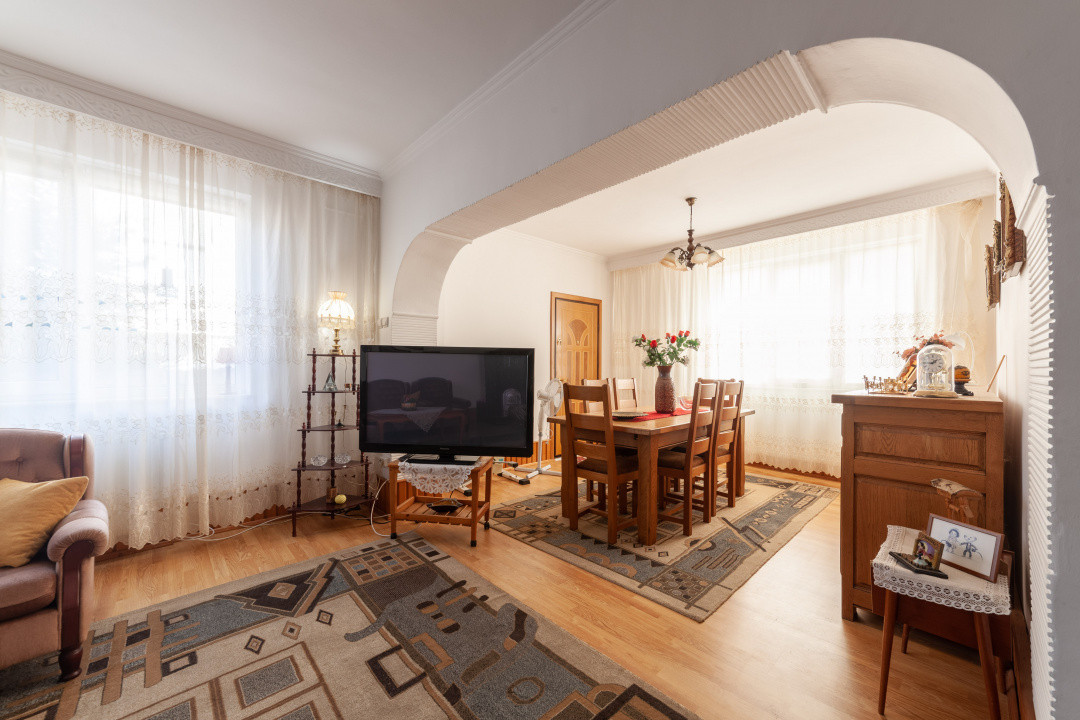 Casa Centrala Pitesti - Strada Traian