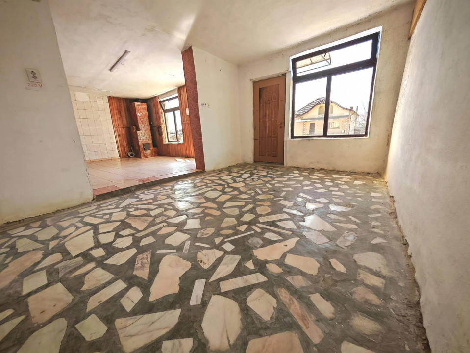 Casă cu teren generos în Dârmănești, Argeș-ideală pentru locuința sau afacere 