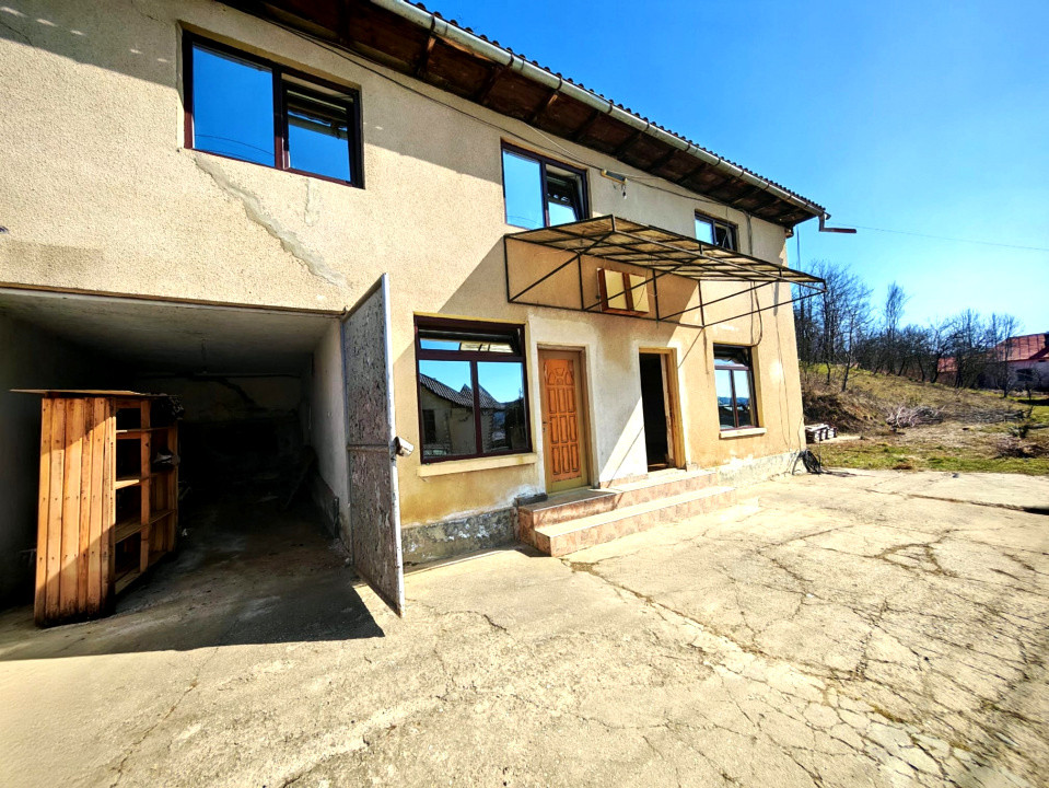 Casă cu teren generos în Dârmănești, Argeș-ideală pentru locuința sau afacere 