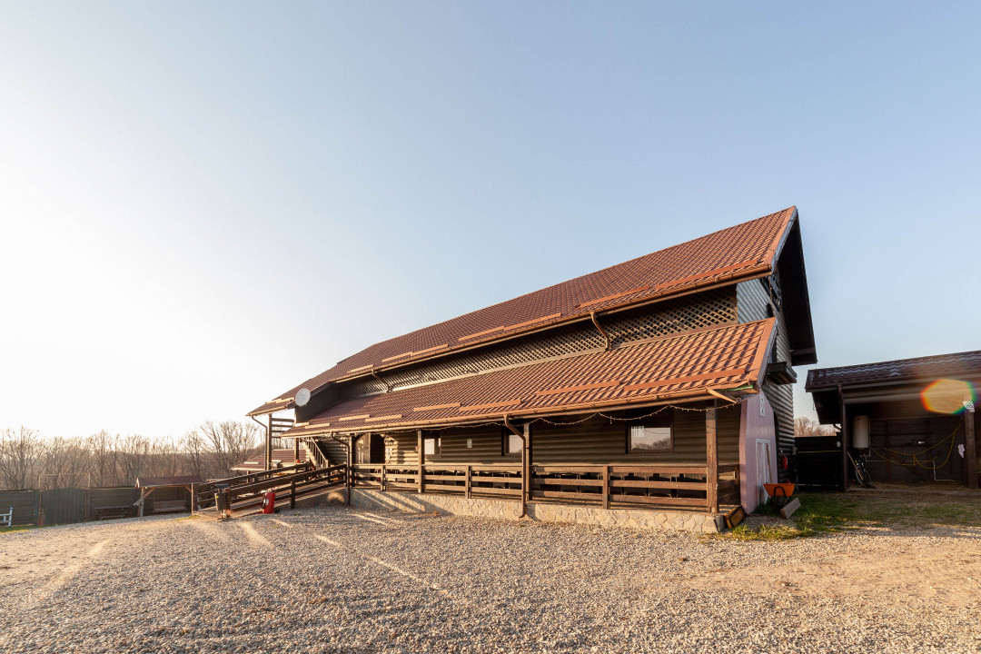 Inchiriere - Centrul de Echitatie 