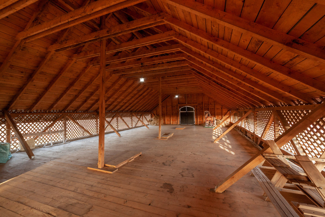 Inchiriere - Centrul de Echitatie 